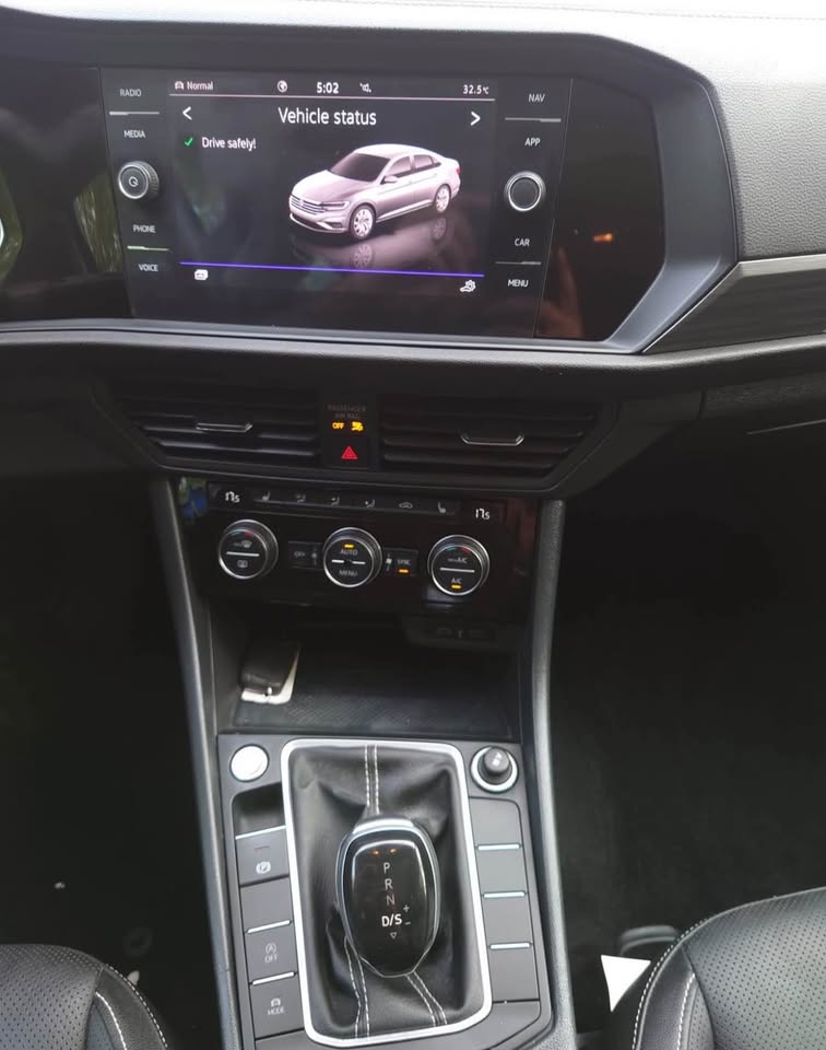 2023 Volkswagen jetta