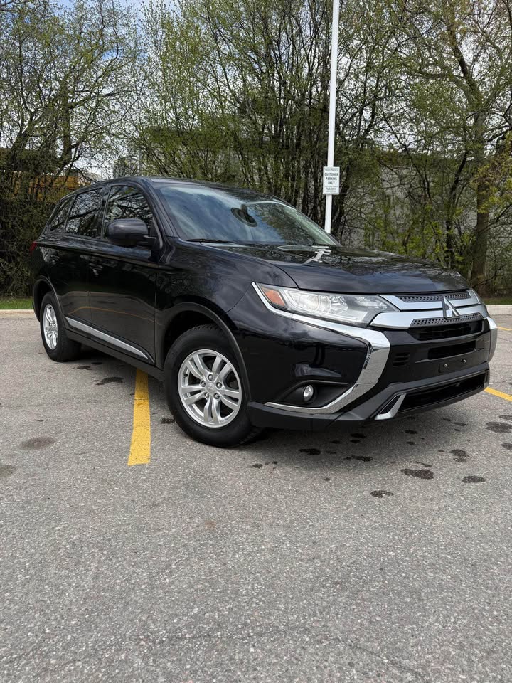 2020 Mitsubishi outlander
