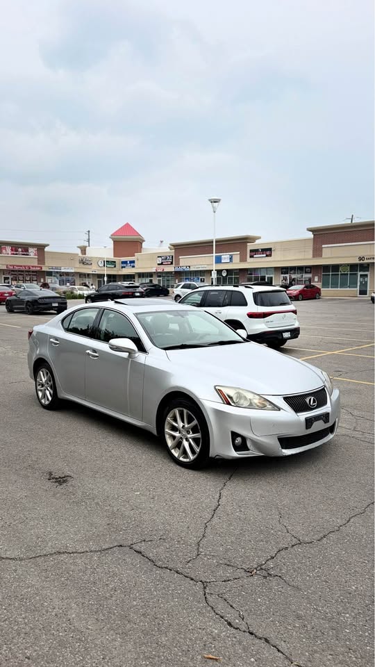 2011 Lexus IS