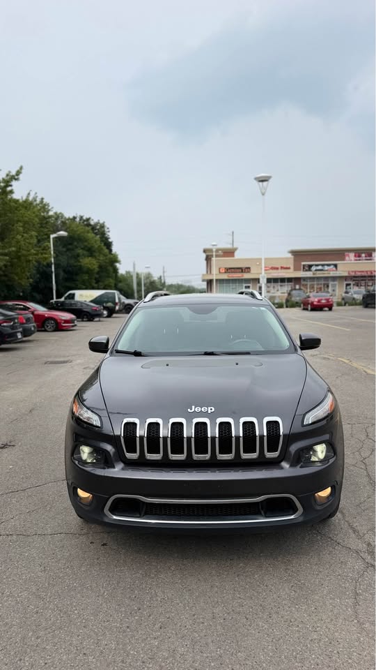 2016 Jeep cherokee