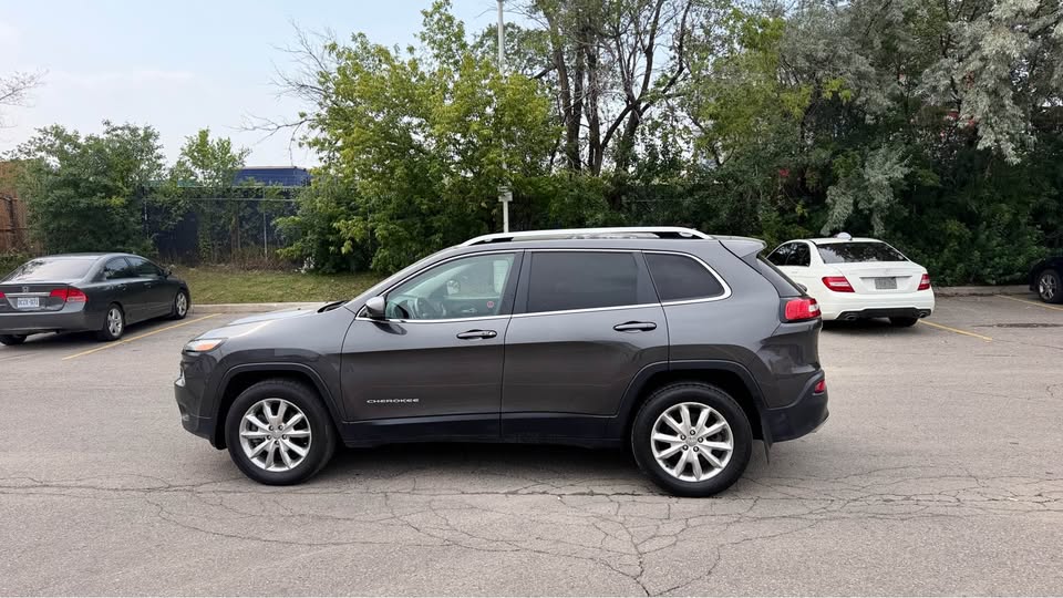 2016 Jeep cherokee
