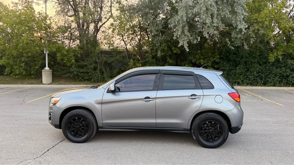 2013 Mitsubishi RVR