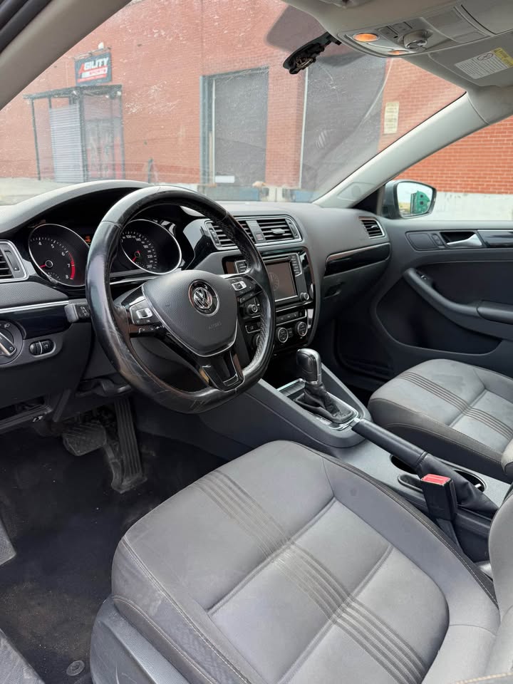 2017 Volkswagen jetta 1.4L