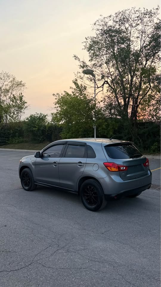 2013 Mitsubishi RVR