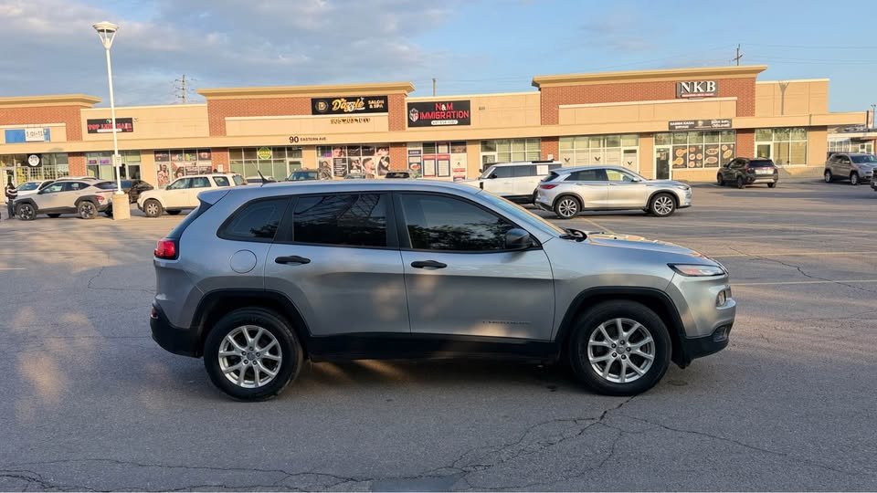 2016 Jeep cherokee