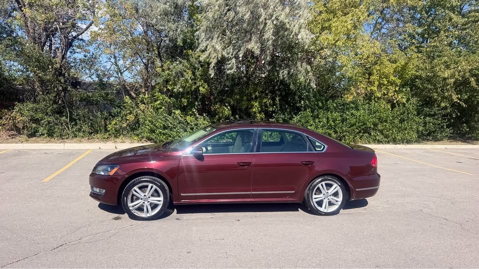 2013 VOLKSWAGEN PASSAT