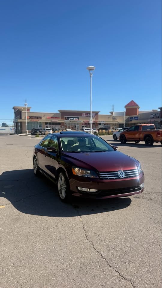 2013 VOLKSWAGEN PASSAT