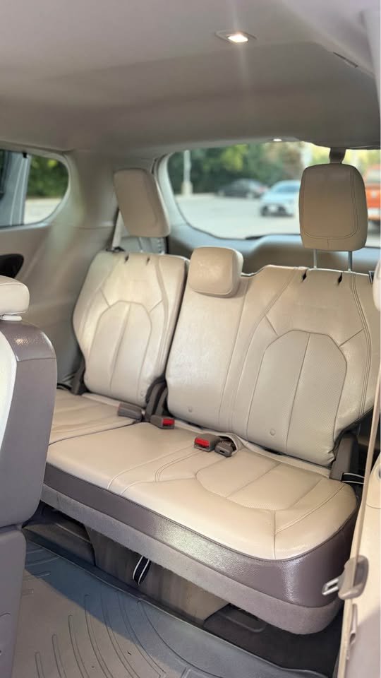 CHYRSLER PACIFICA 2017