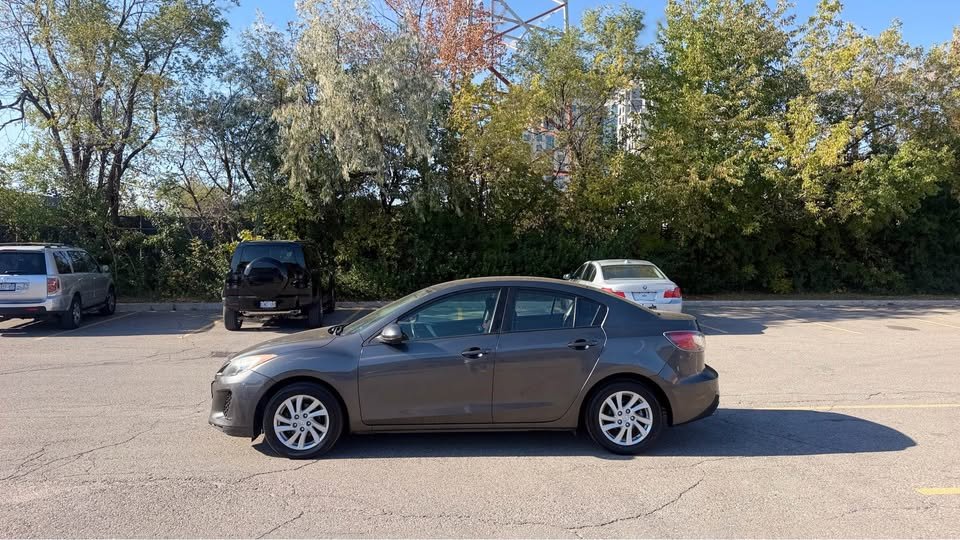 2012 MAZDA mazda3